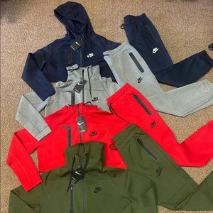 Nike jogging sets